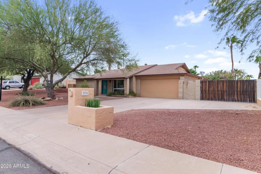 Real Estate Picture 5