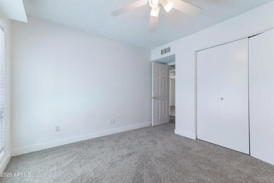 Real Estate Picture 34