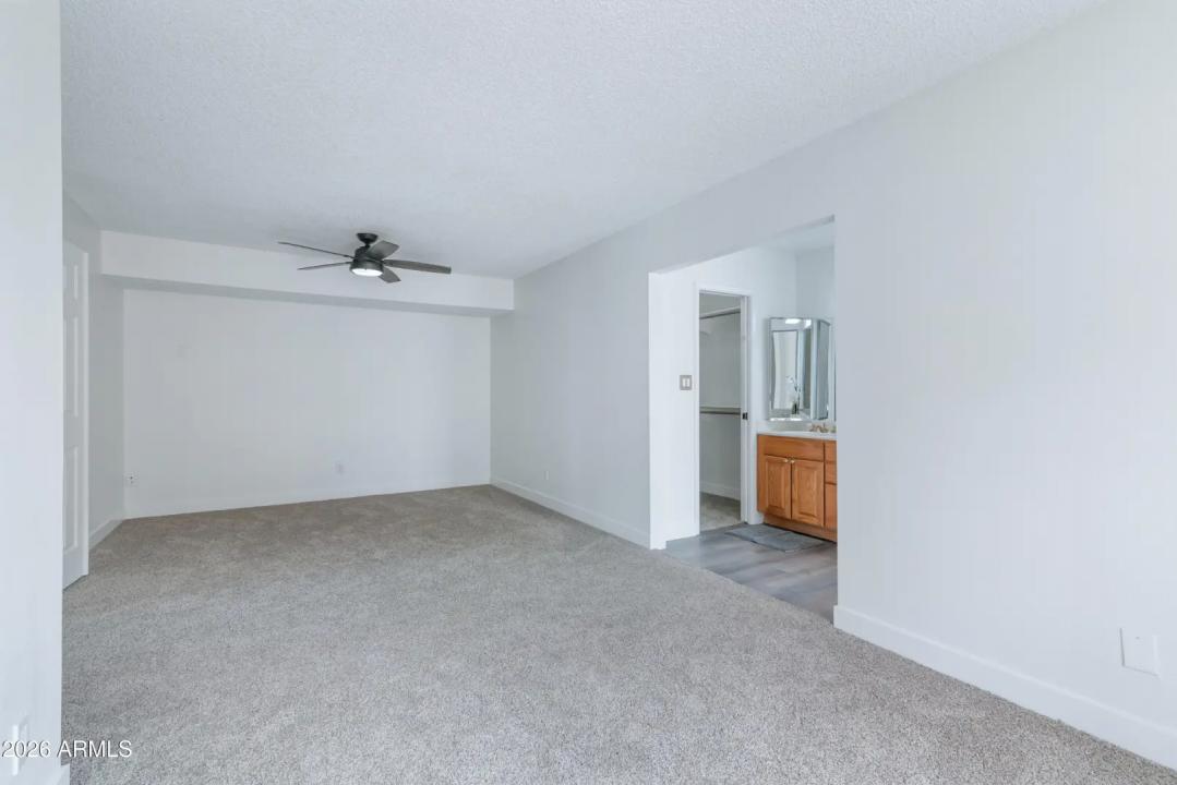 Real Estate Picture 26