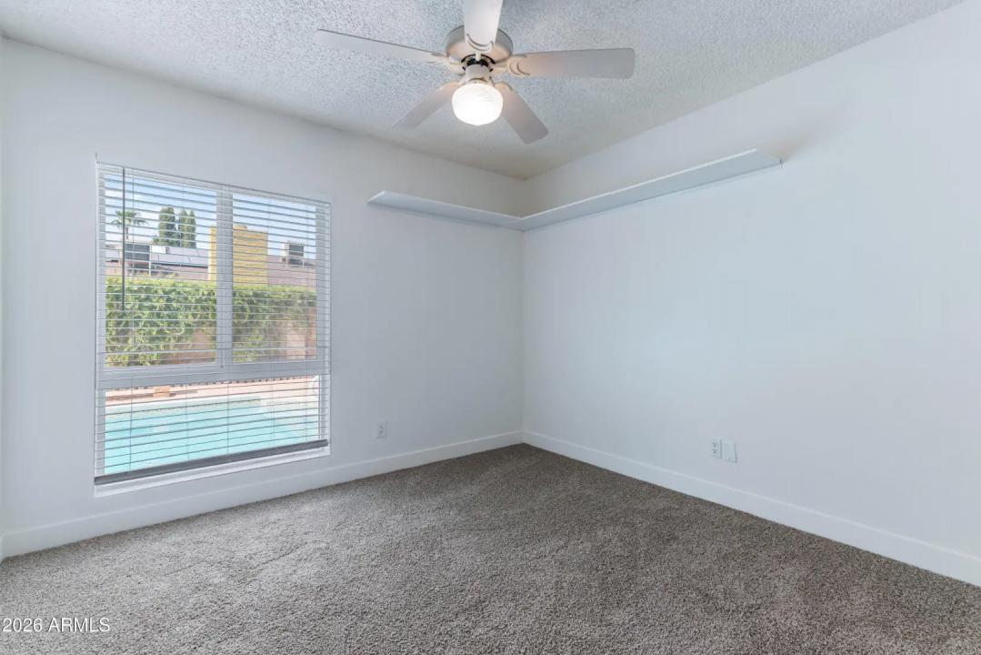 Real Estate Picture 35