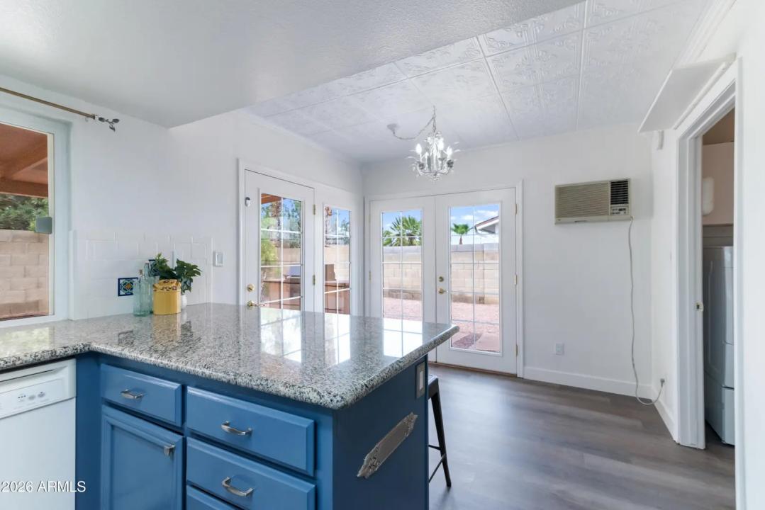 Real Estate Picture 20