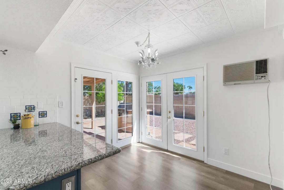 Real Estate Picture 19