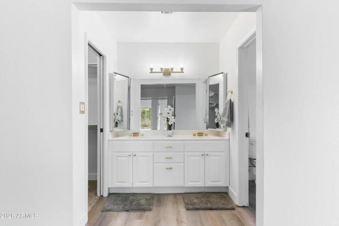 Real Estate Picture 33