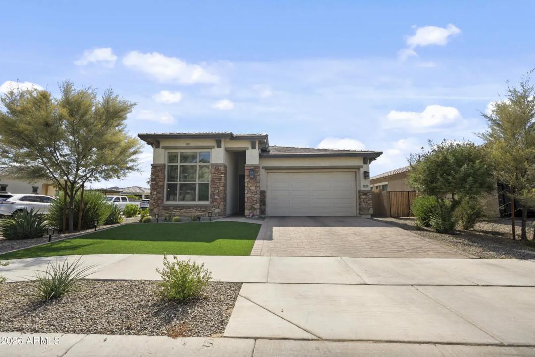Real Estate Picture 1