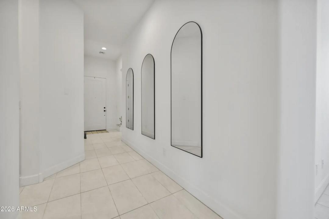 Real Estate Picture 6