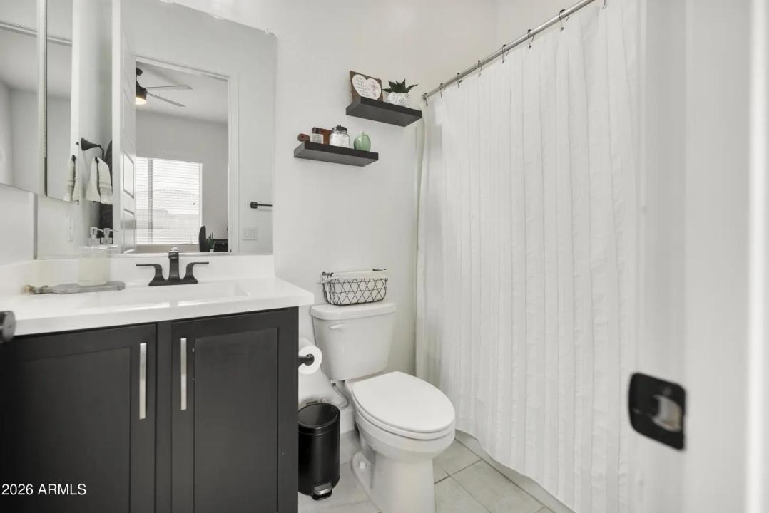 Real Estate Picture 10
