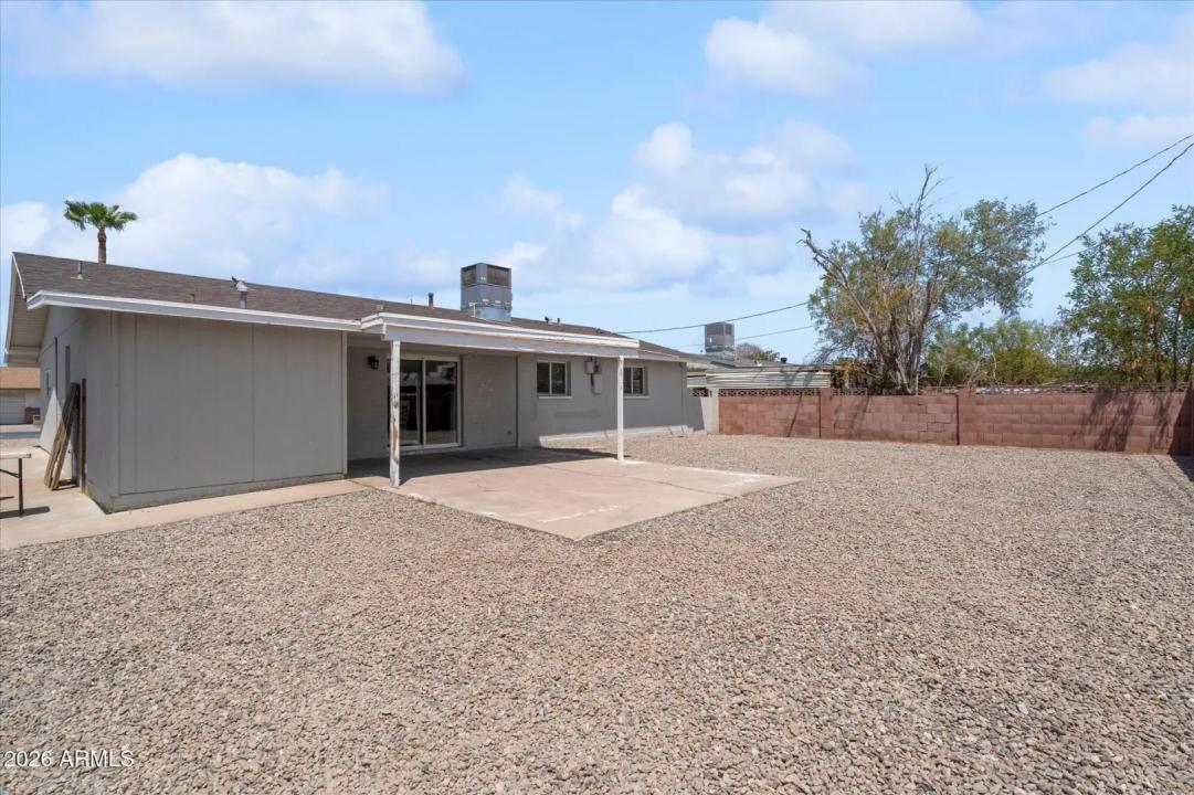 Real Estate Picture 25