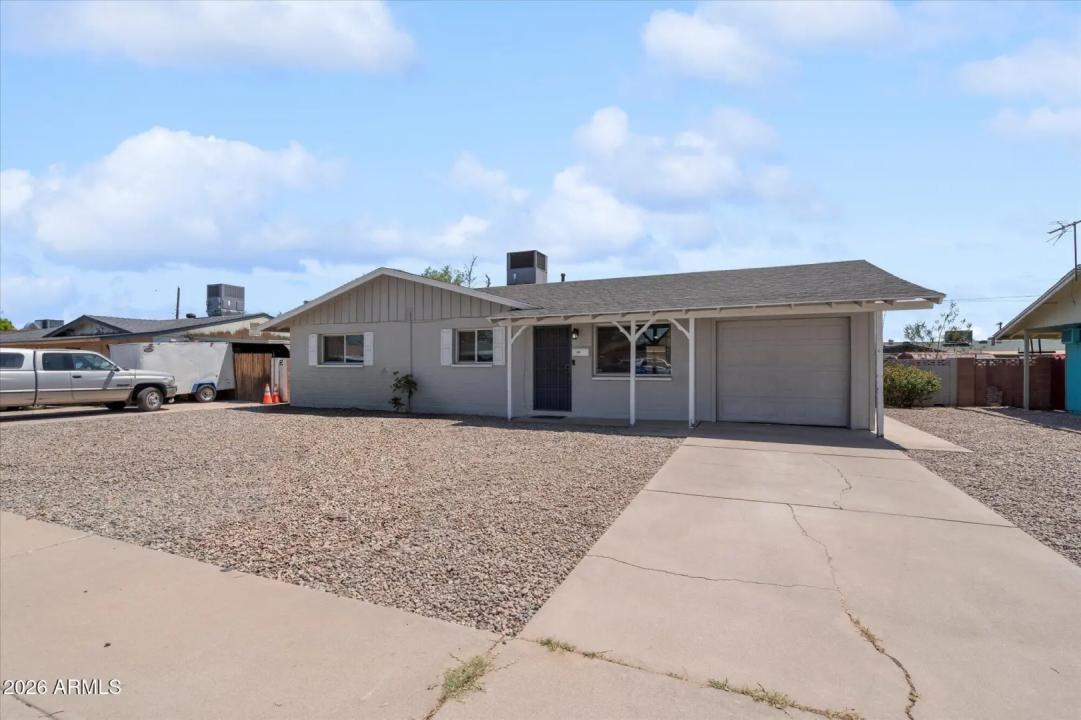 Real Estate Picture 2
