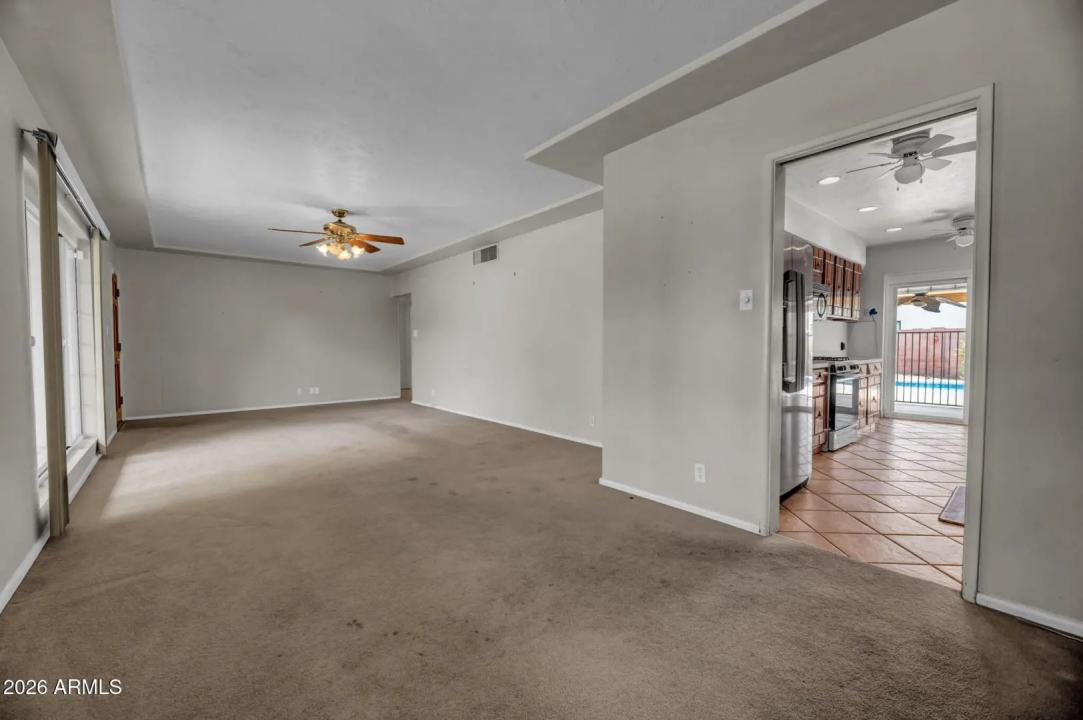Real Estate Picture 5