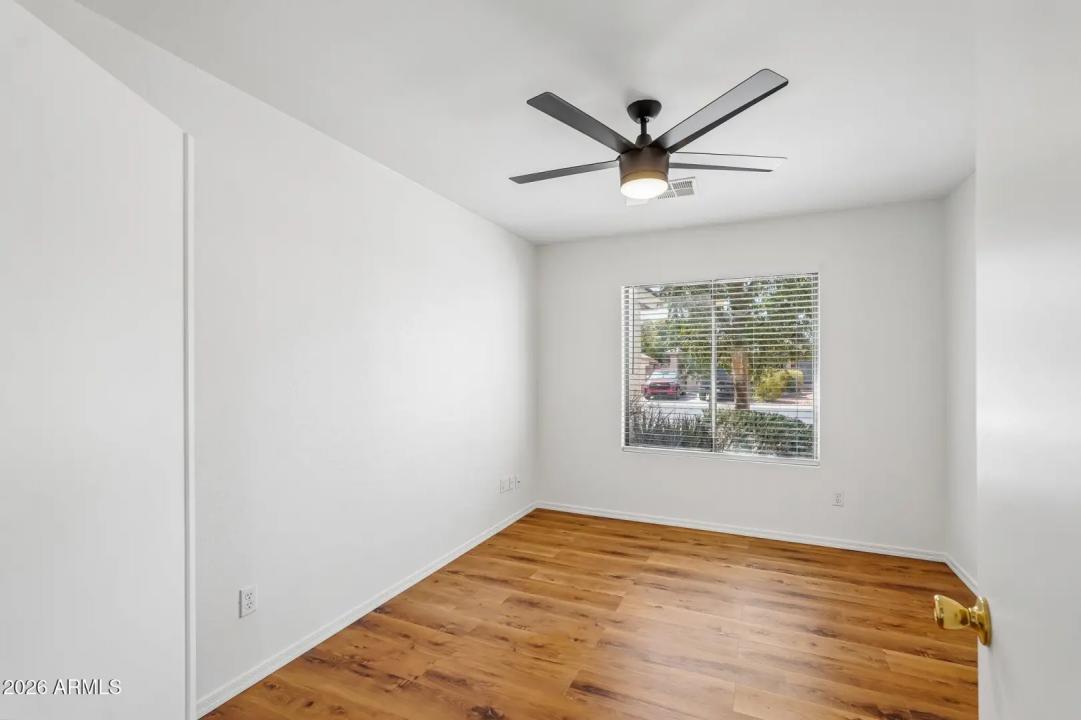 Real Estate Picture 21