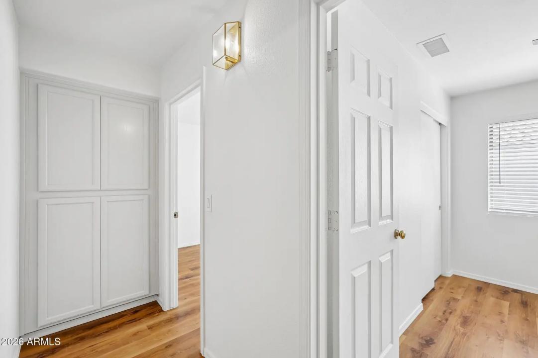 Real Estate Picture 23