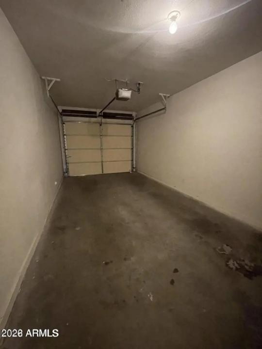 Real Estate Picture 14