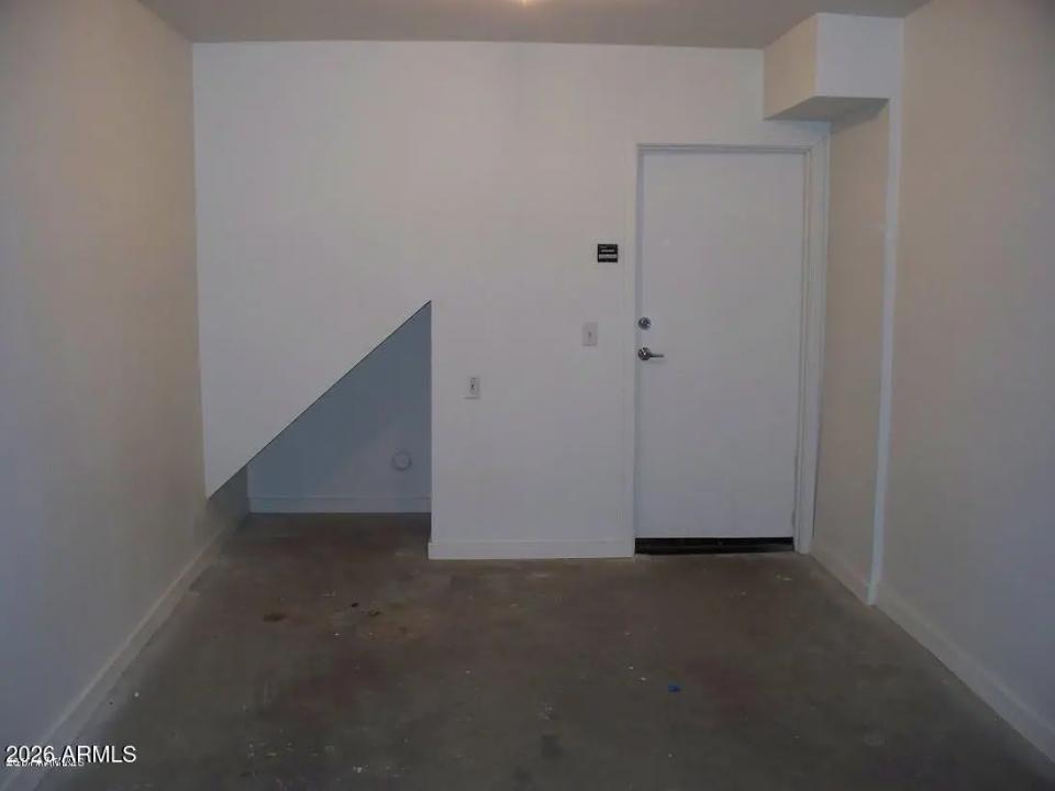 Real Estate Picture 15