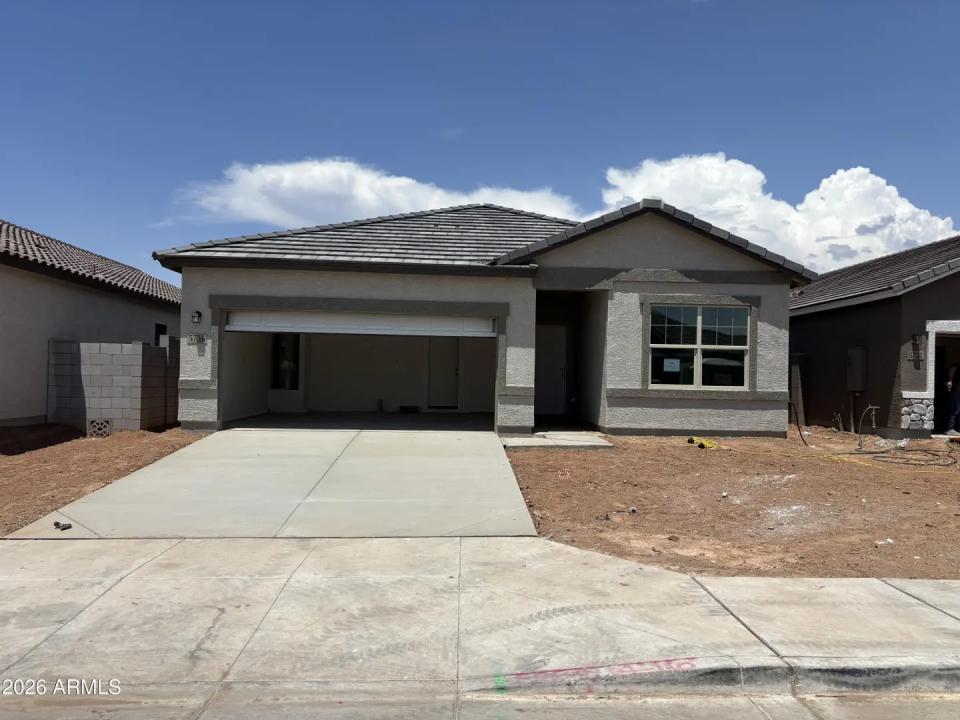 Real Estate Picture 2