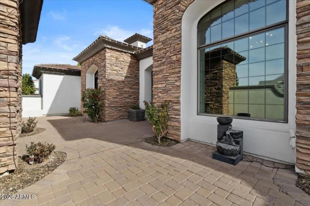 Real Estate Picture 35