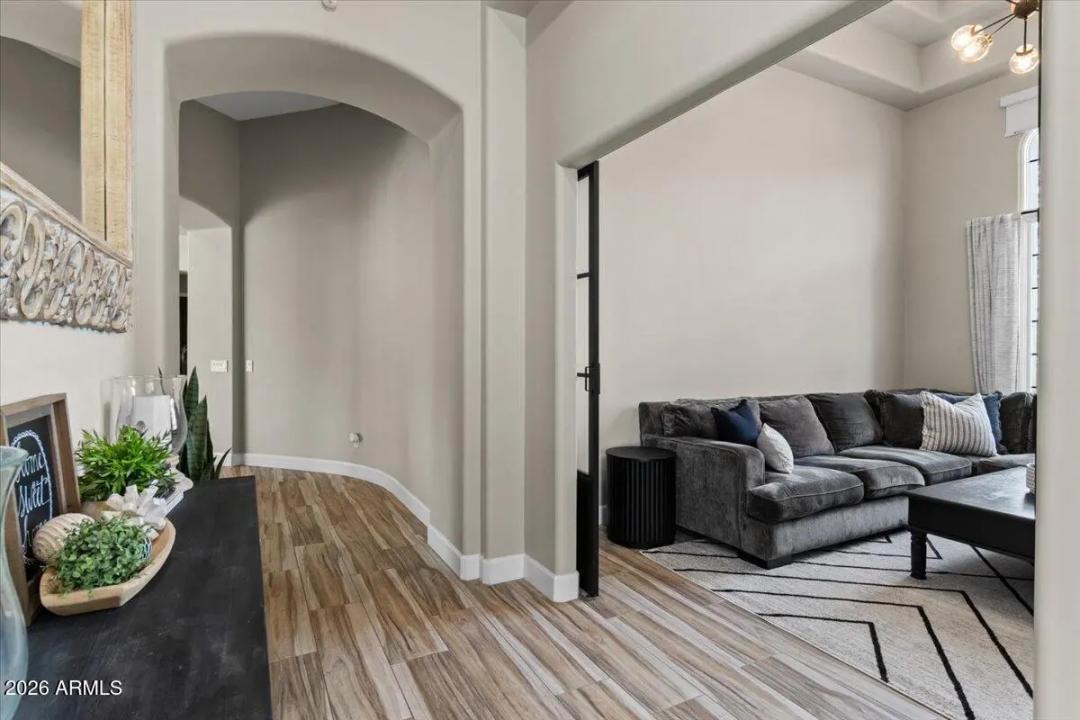 Real Estate Picture 40