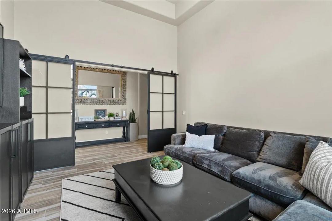 Real Estate Picture 42