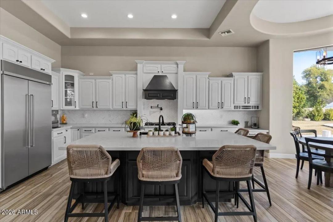 Real Estate Picture 43