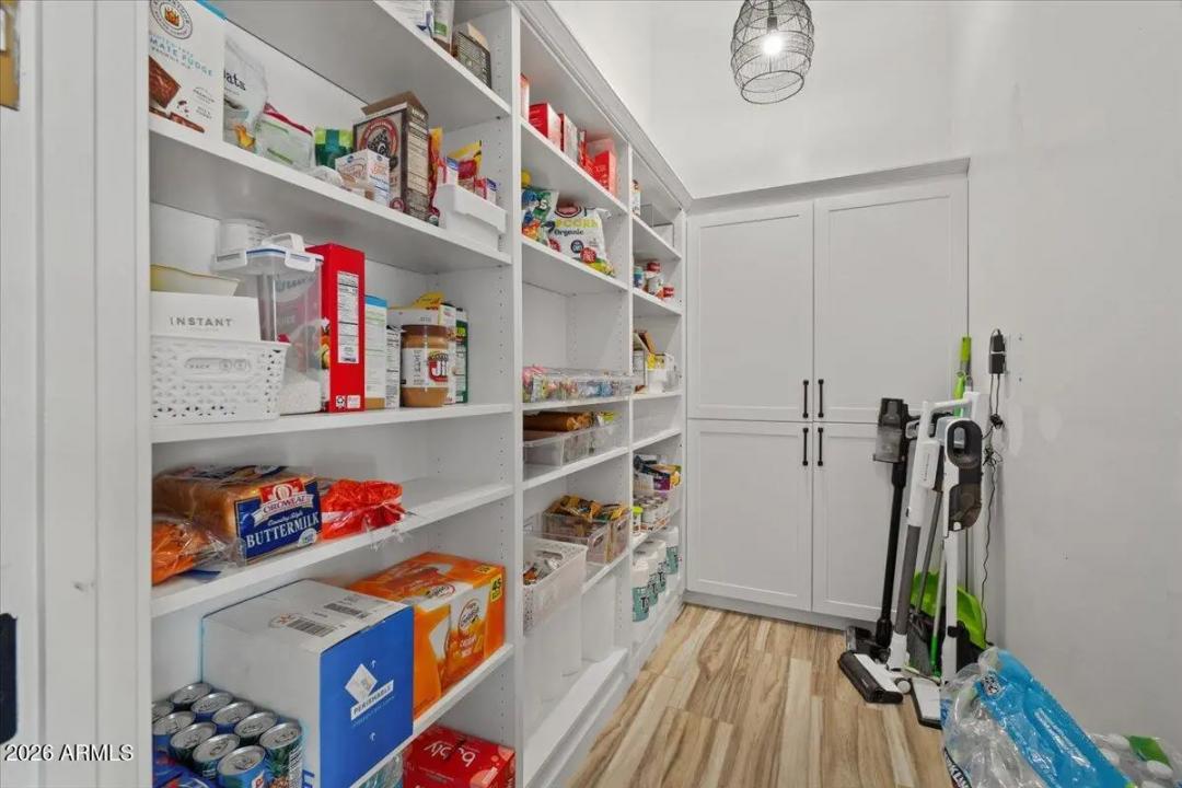 Real Estate Picture 53