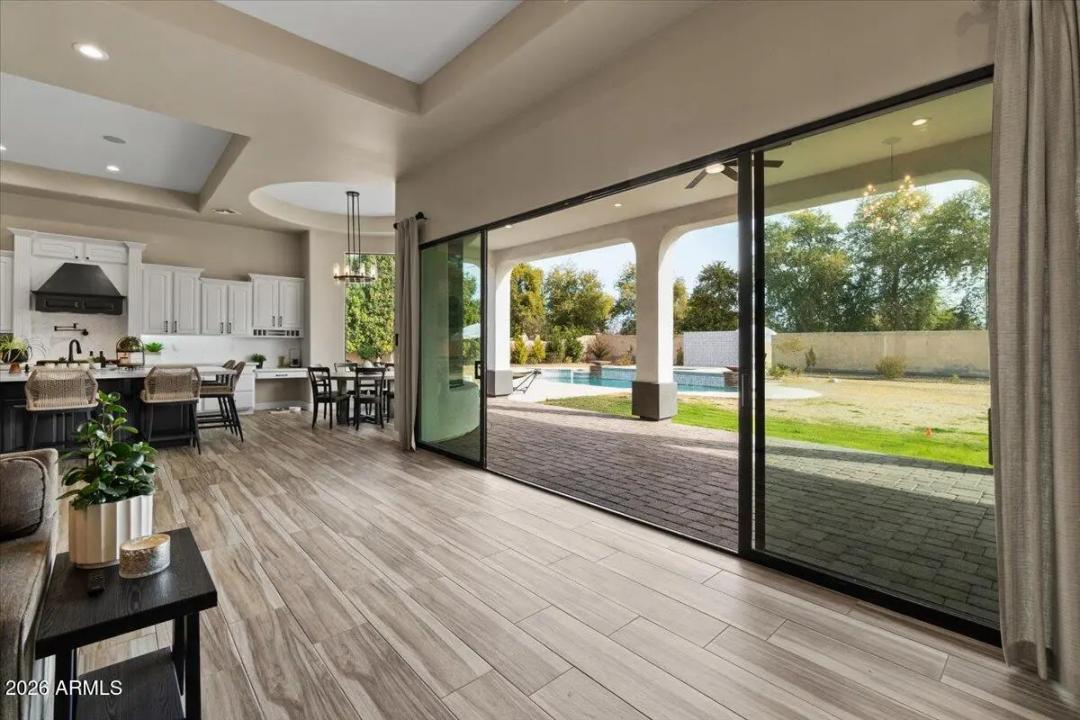 Real Estate Picture 60