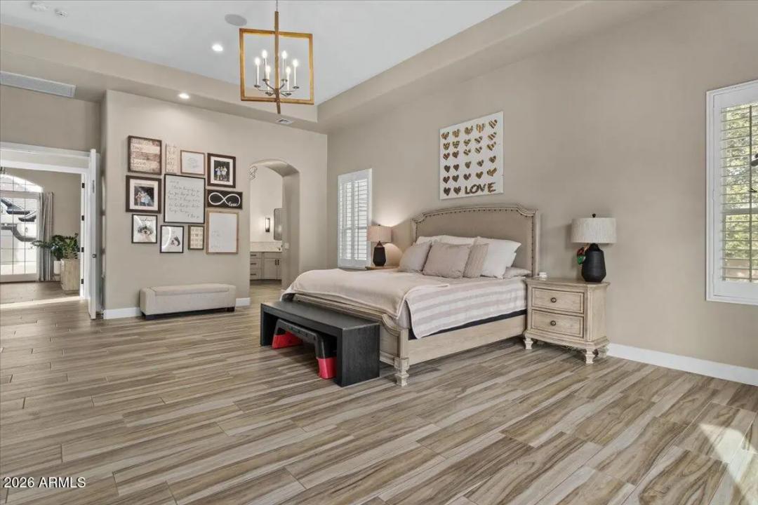 Real Estate Picture 64