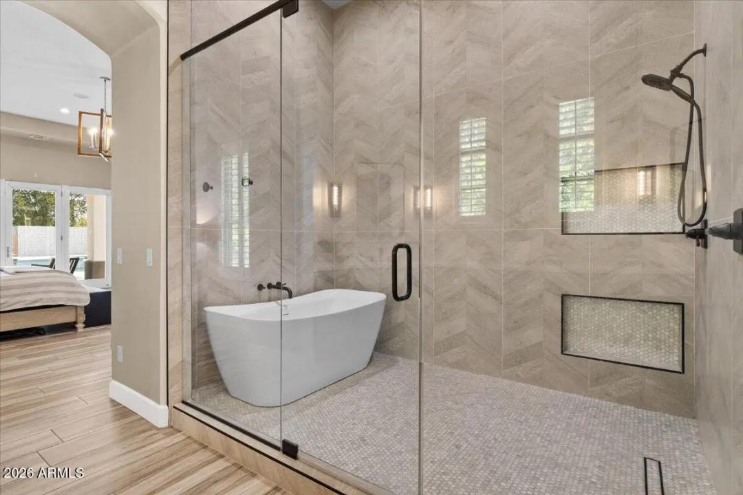 Real Estate Picture 70