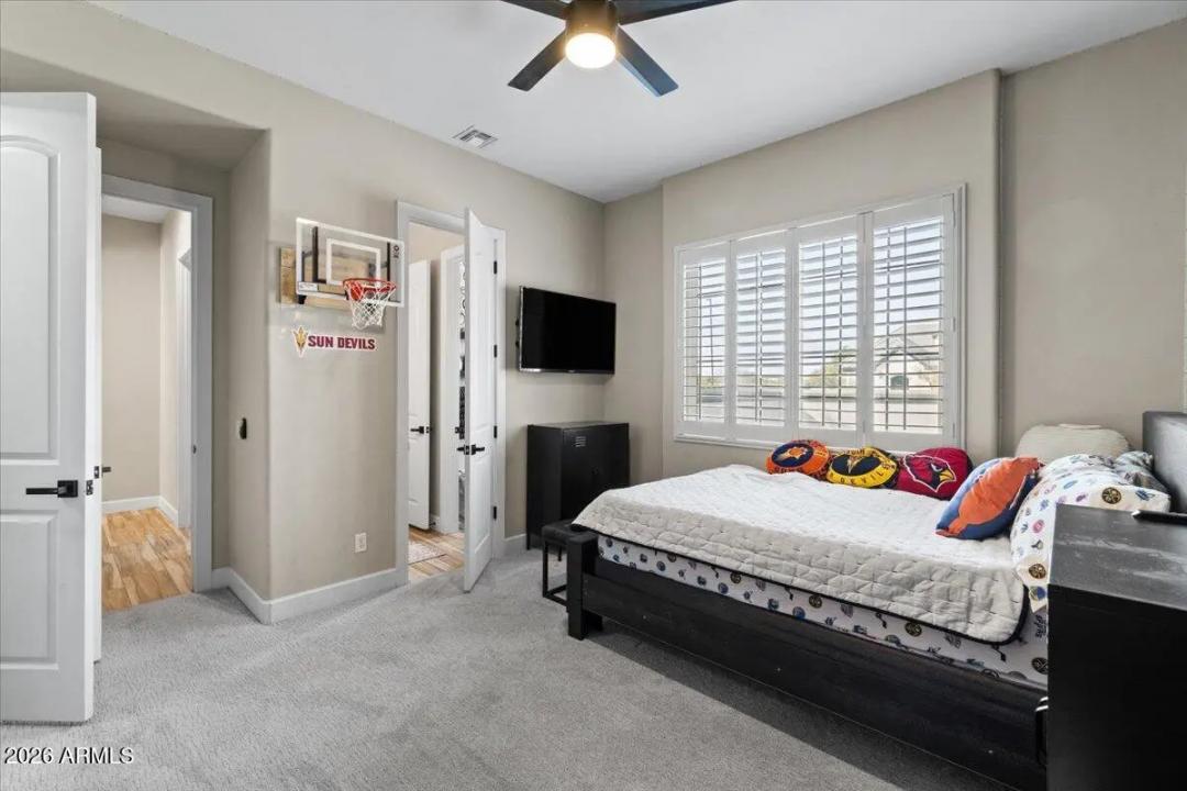 Real Estate Picture 74