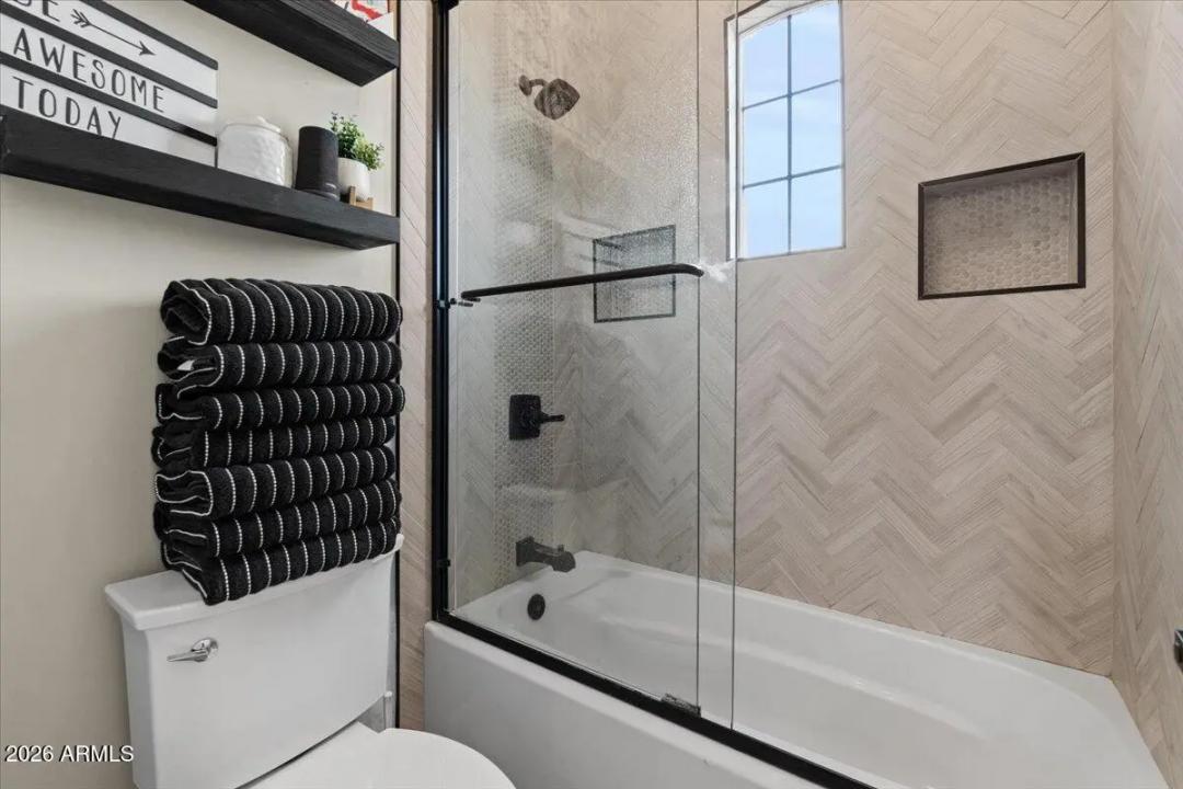 Real Estate Picture 77