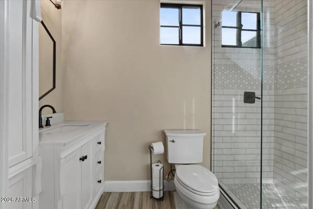 Real Estate Picture 83