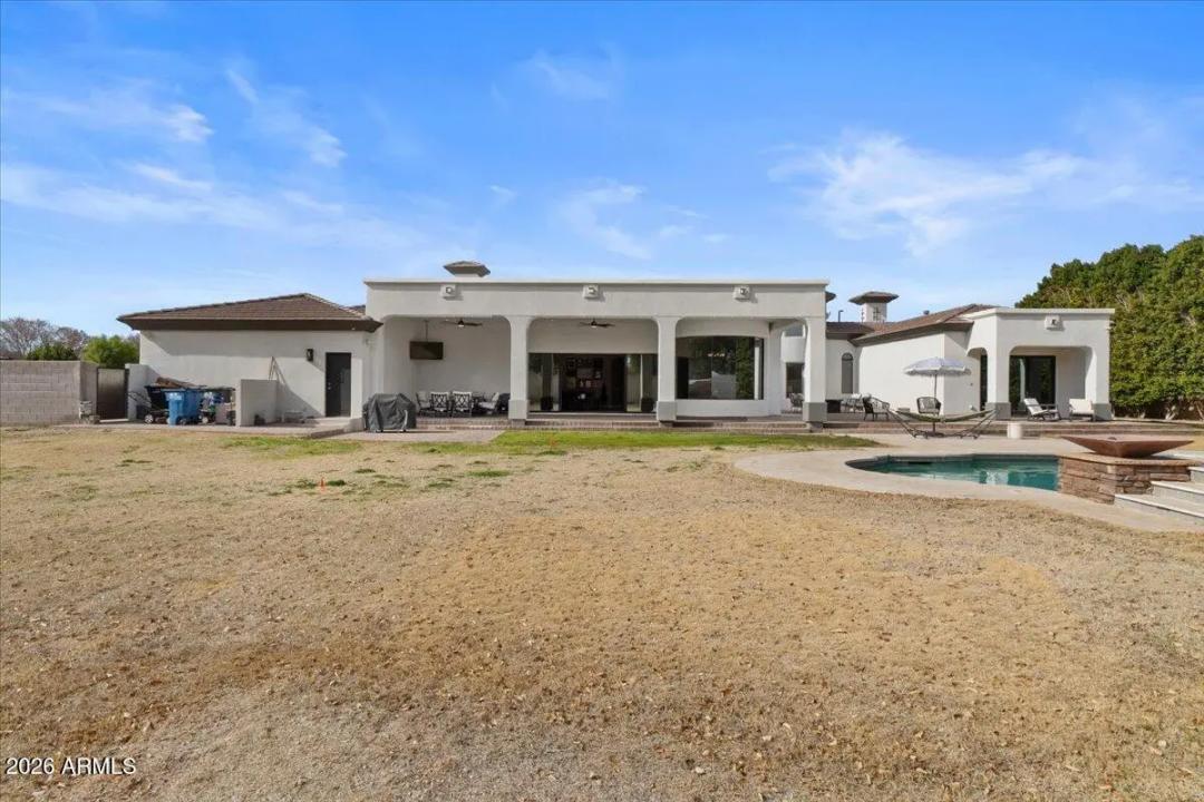 Real Estate Picture 99