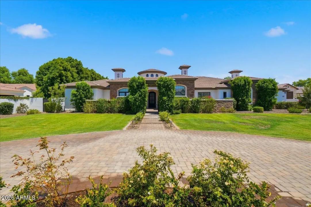 Real Estate Picture 2