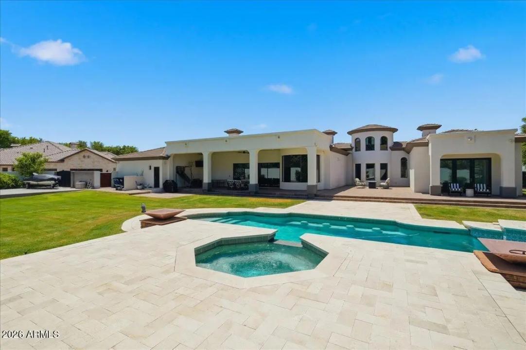 Real Estate Picture 22