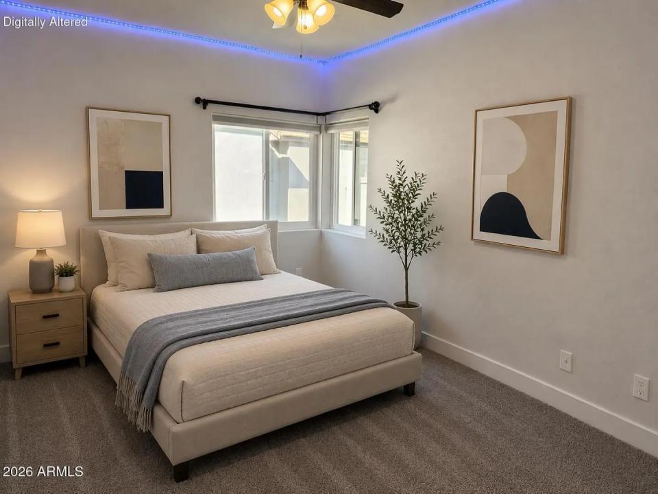 Real Estate Picture 11