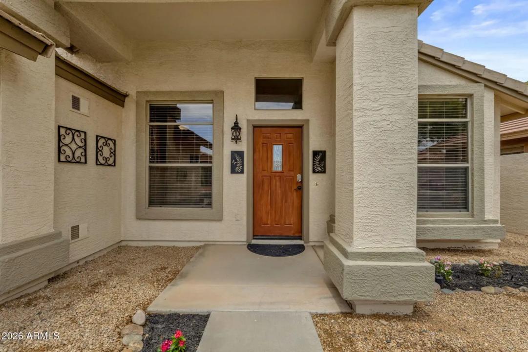 Real Estate Picture 6