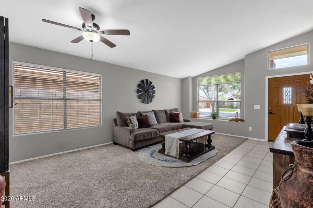Real Estate Picture 8