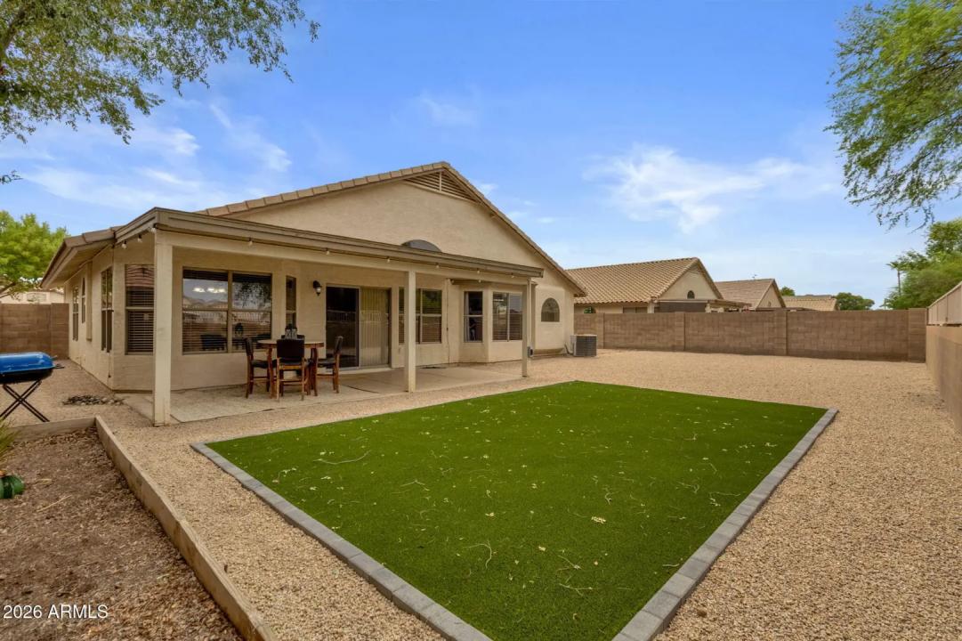 Real Estate Picture 27