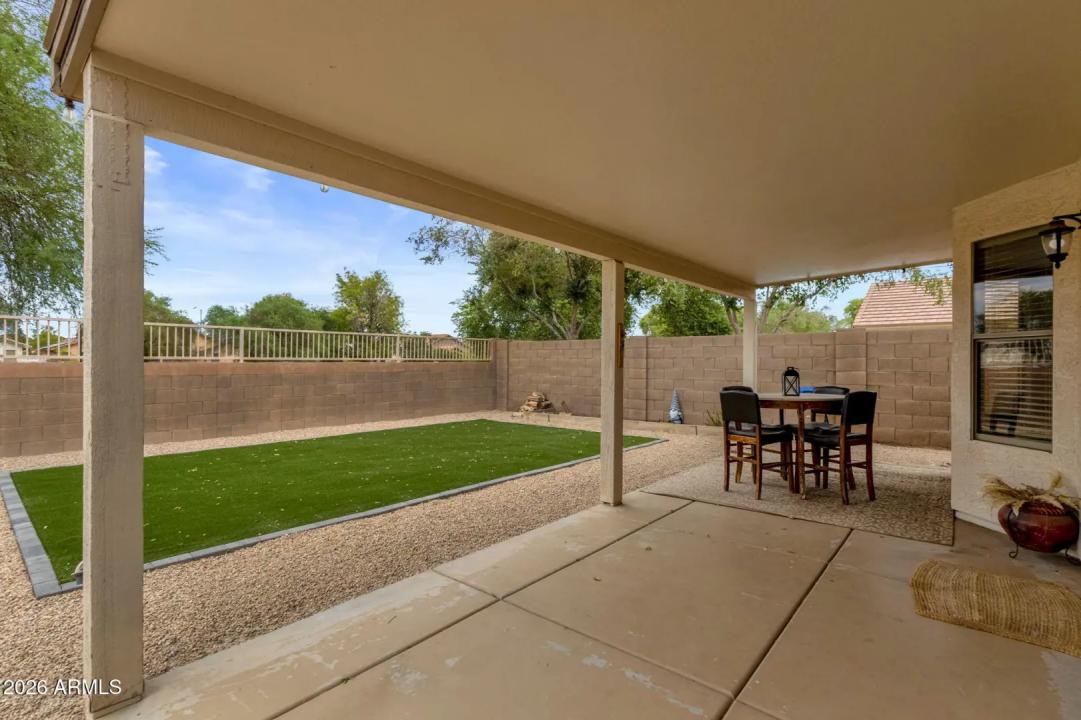 Real Estate Picture 28