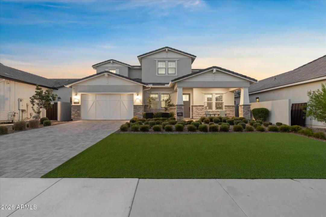 Real Estate Picture 7