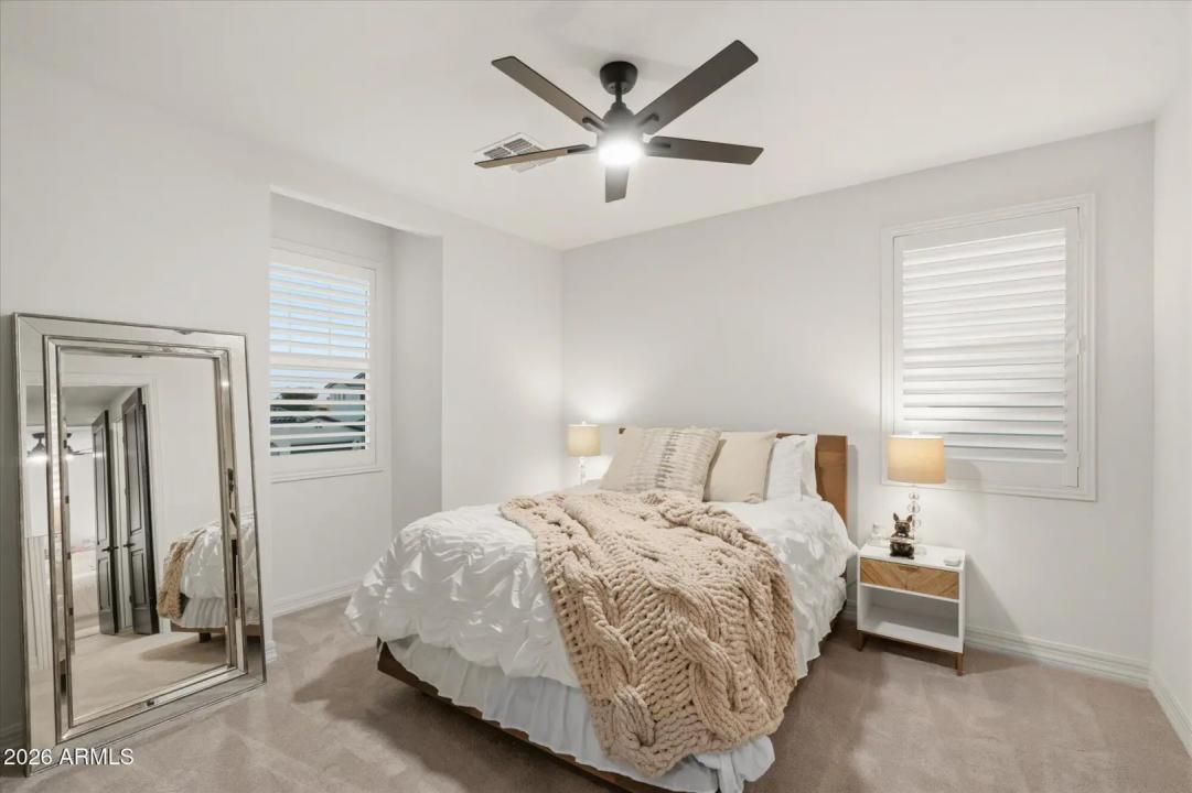Real Estate Picture 25