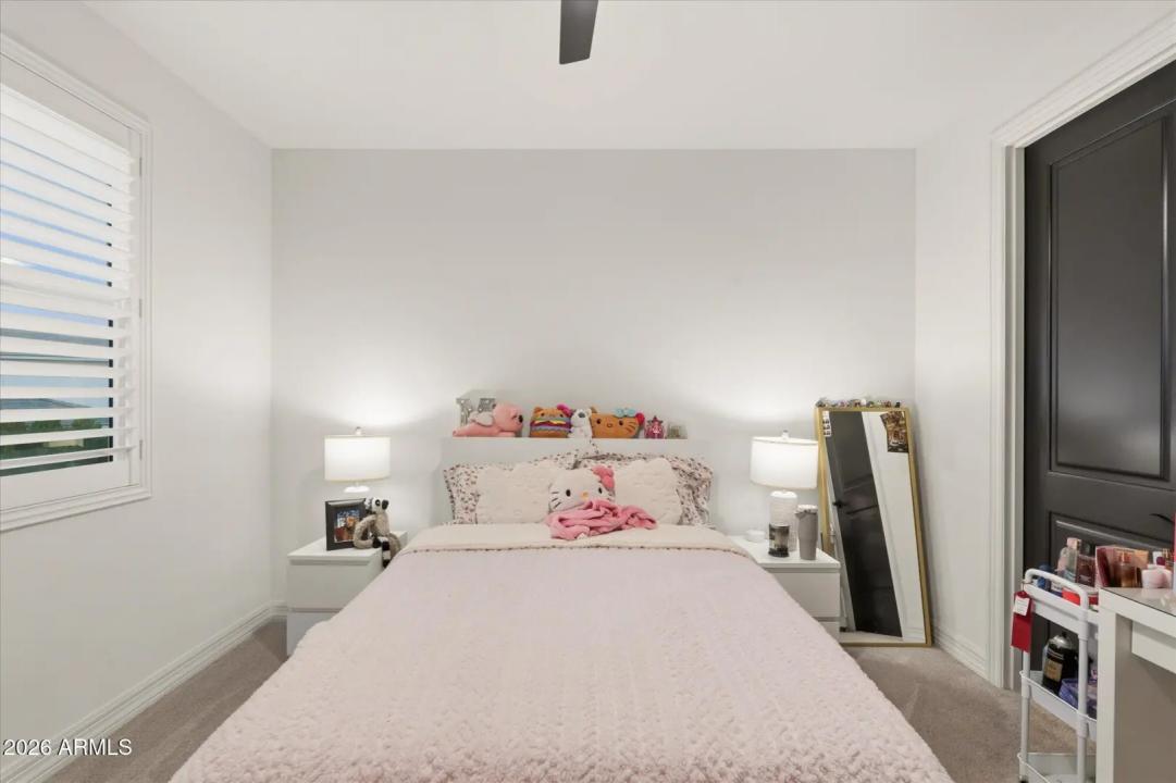 Real Estate Picture 28