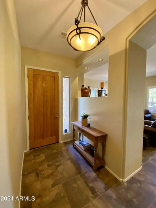 Real Estate Picture 5