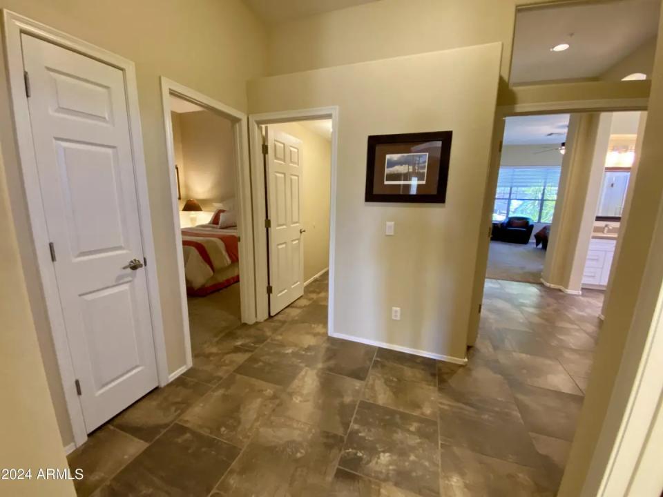 Real Estate Picture 11