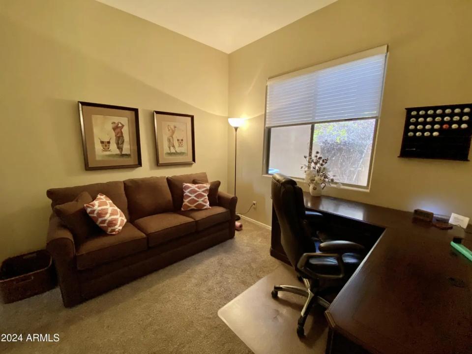 Real Estate Picture 14