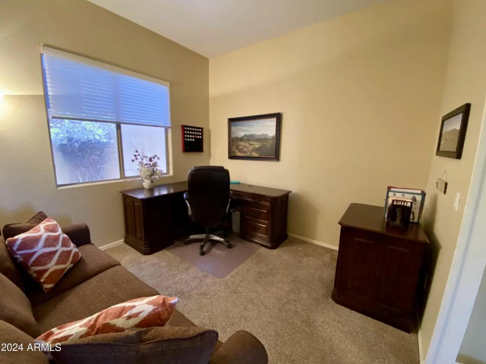 Real Estate Picture 15