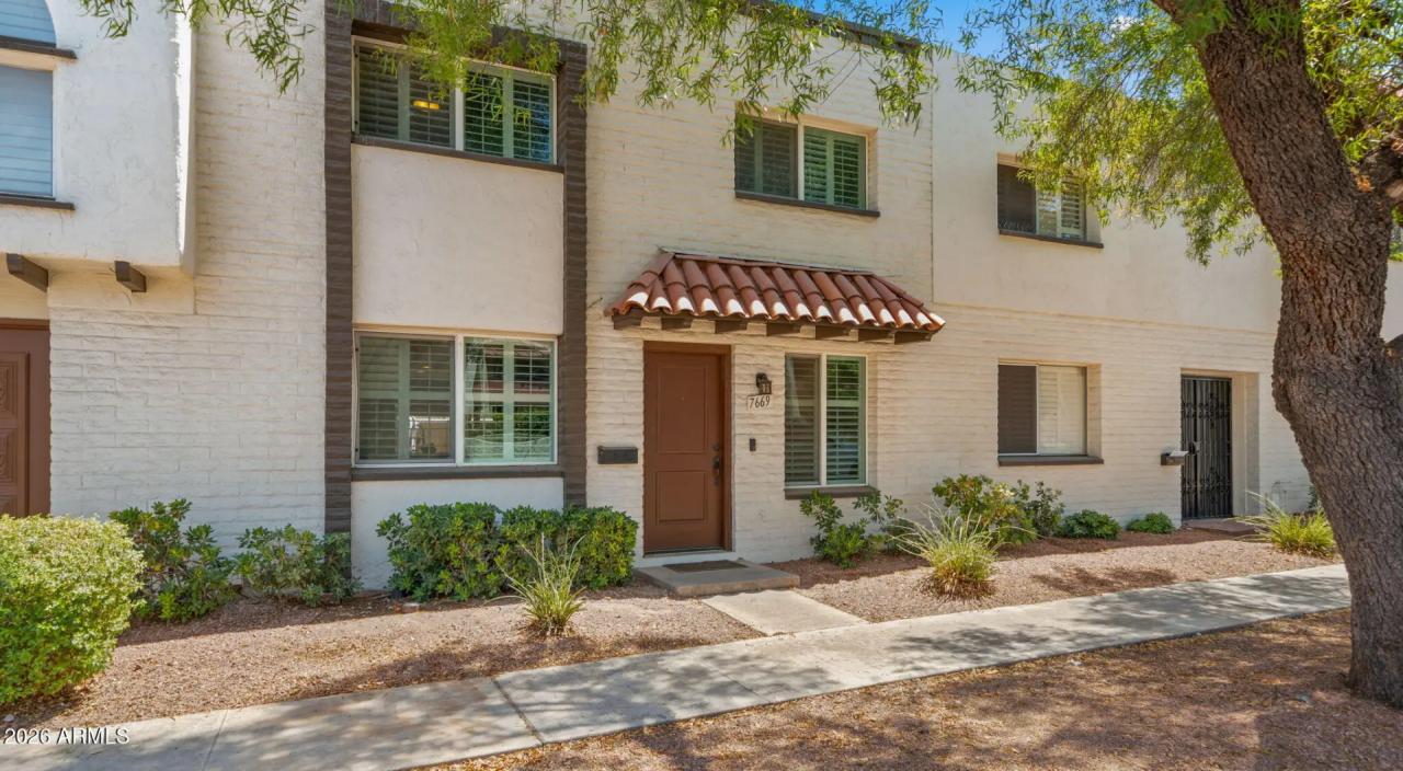 Real Estate Picture 2