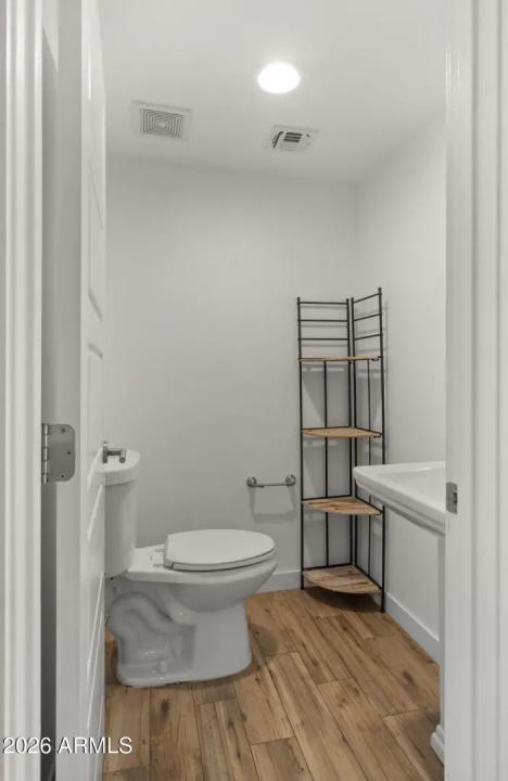 Real Estate Picture 17