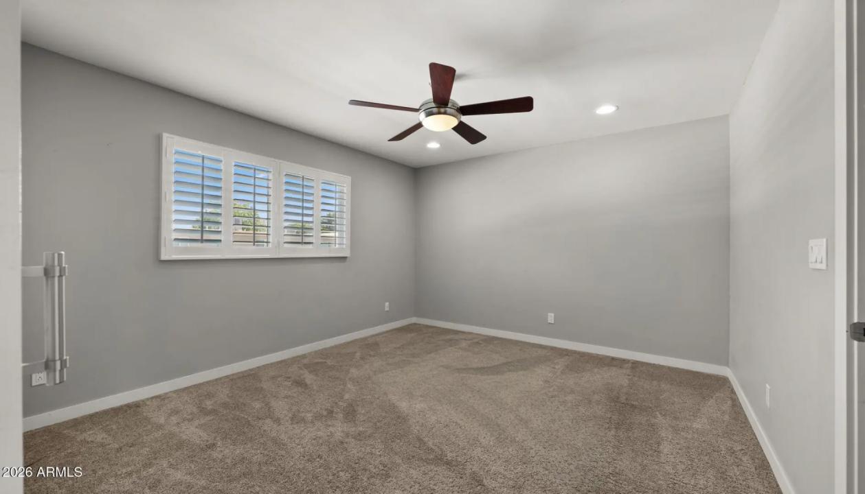 Real Estate Picture 21