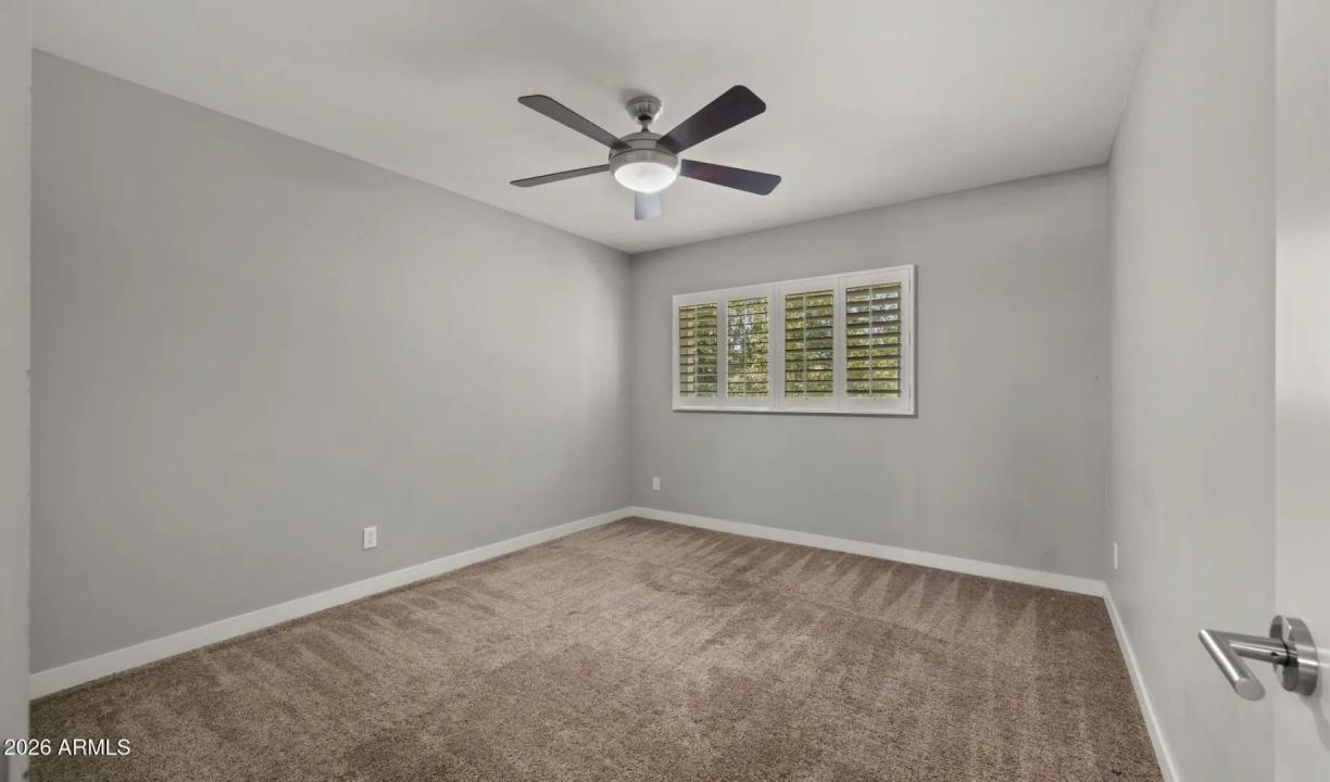 Real Estate Picture 30