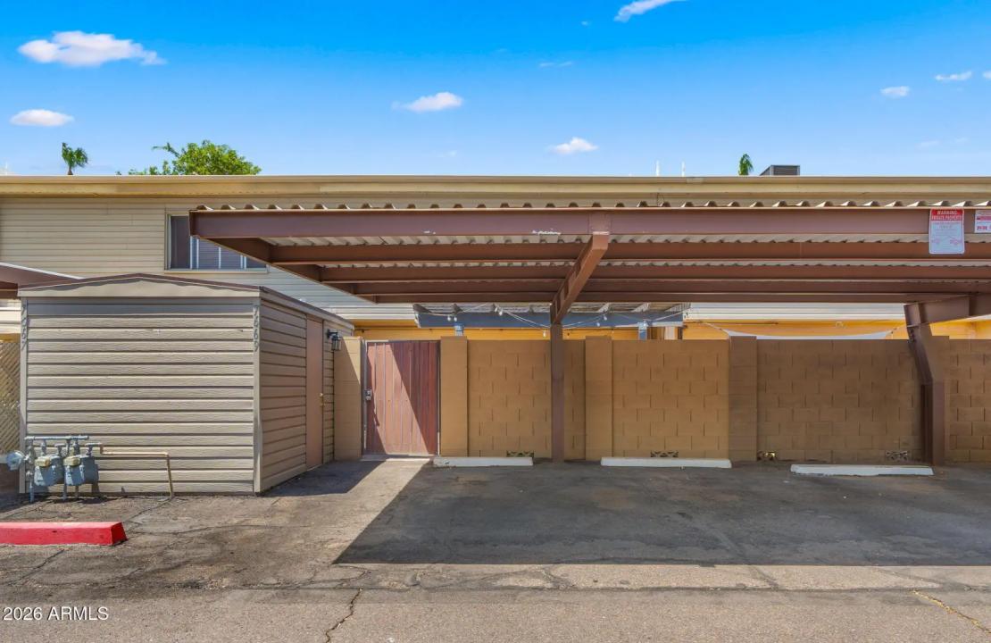 Real Estate Picture 37