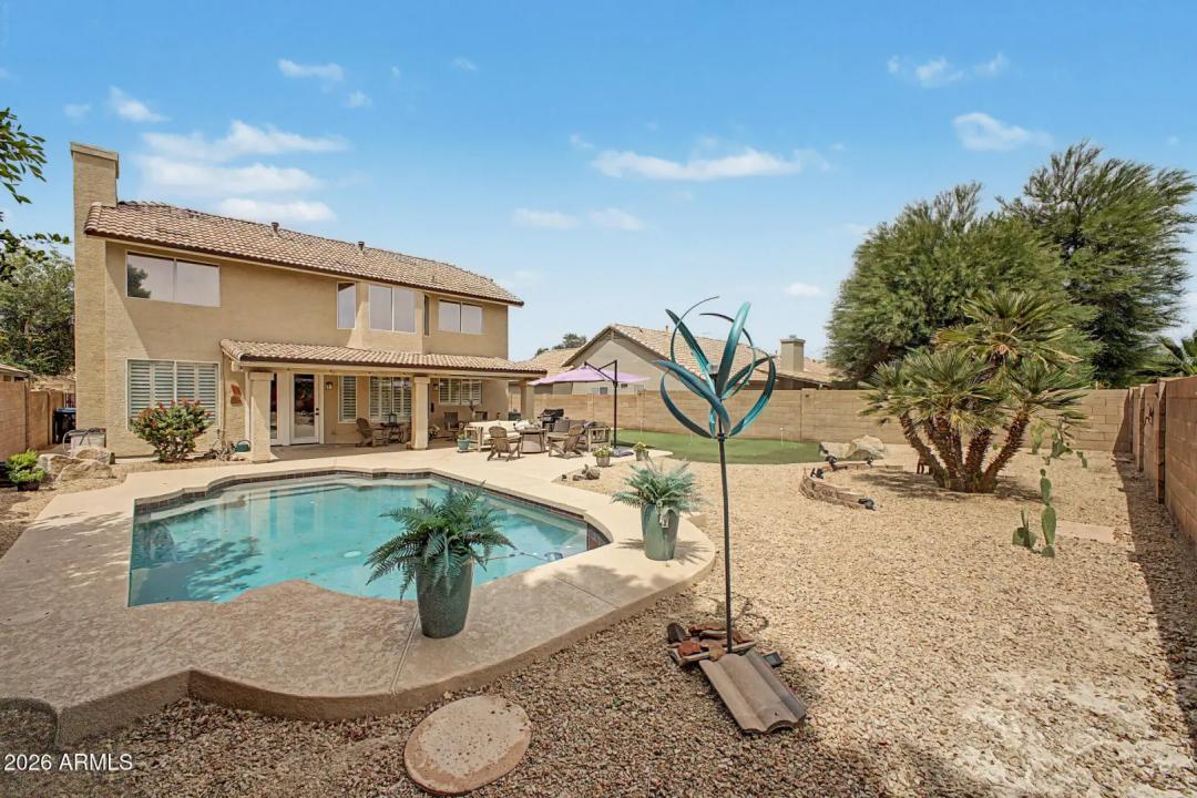 Real Estate Picture 25